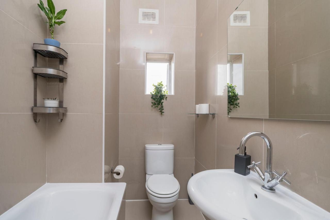 Kensington Nest Serviced Town House Лондон Экстерьер фото