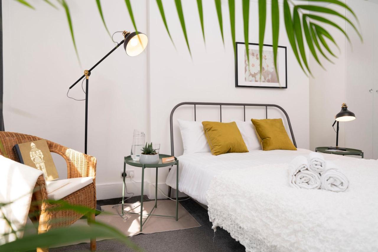 Kensington Nest Serviced Town House Лондон Экстерьер фото